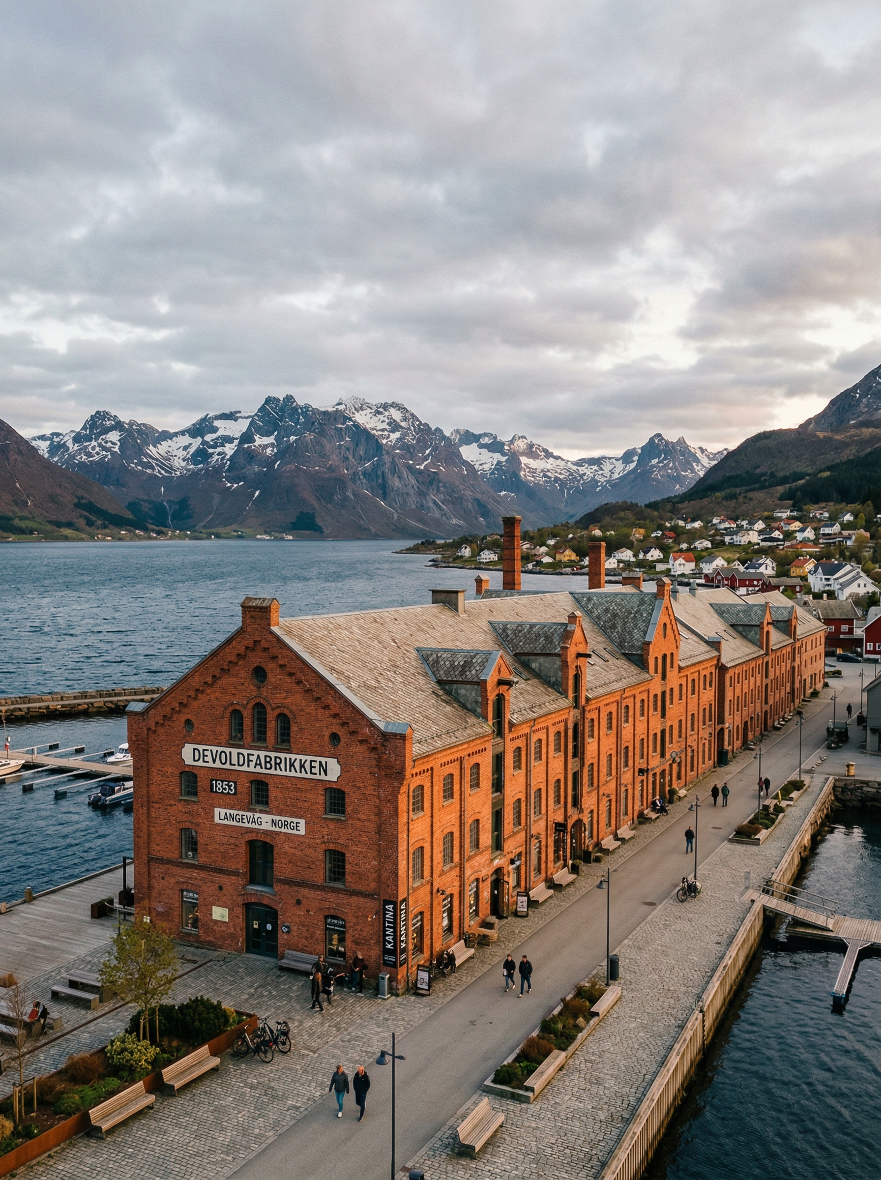 Devoldfabrikken i Langevåg
